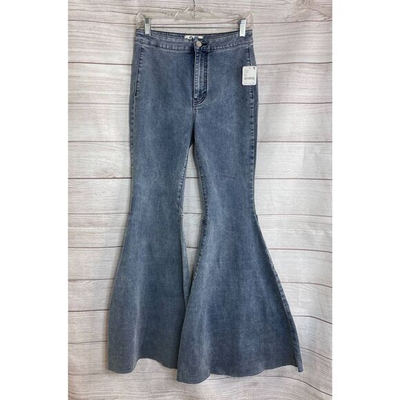 Free People Just Float Cloudy Indigo Jean Pants Size 27 - Picture 4 of 9